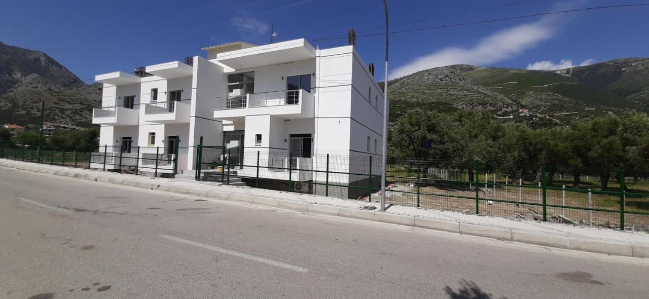 בורש South Coast Villa מראה חיצוני תמונה