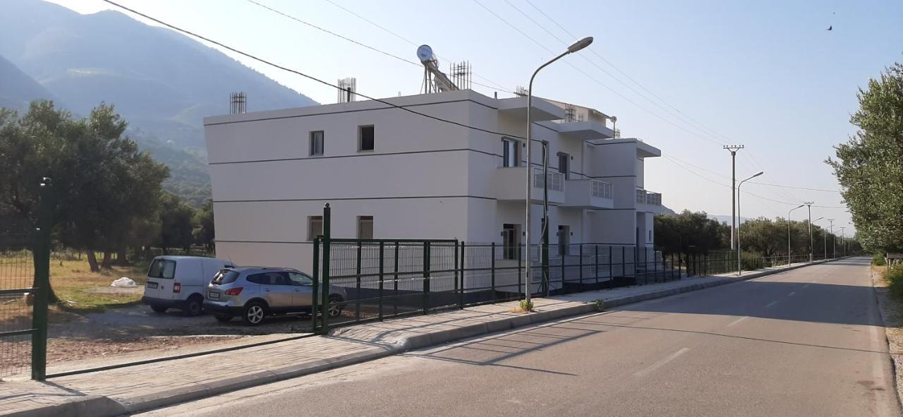 בורש South Coast Villa מראה חיצוני תמונה