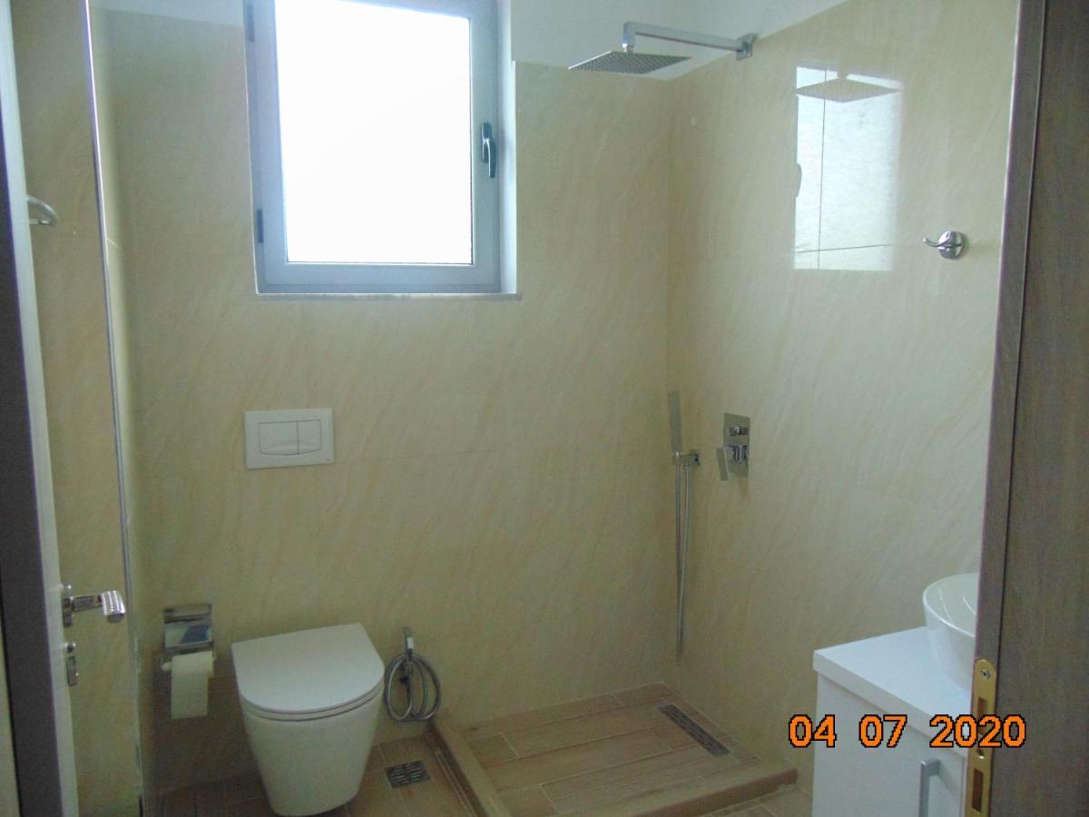בורש South Coast Villa מראה חיצוני תמונה